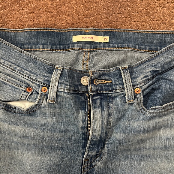 Levis Medium Wash Boyfriend Jeans Size 27 - Picture 3 of 5